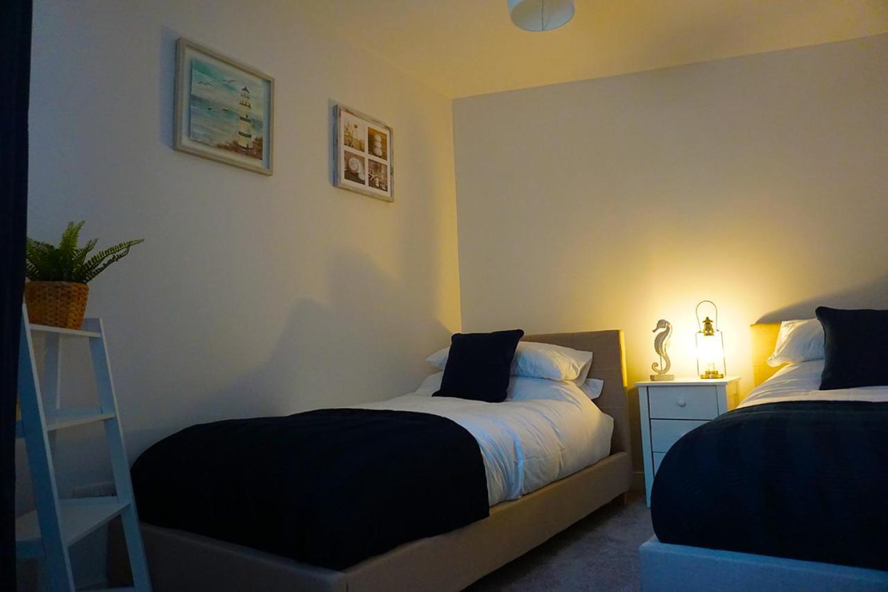 Staycation At Pine Cottage, A Newly Refurbished Holiday Cottage Goodwick Bagian luar foto