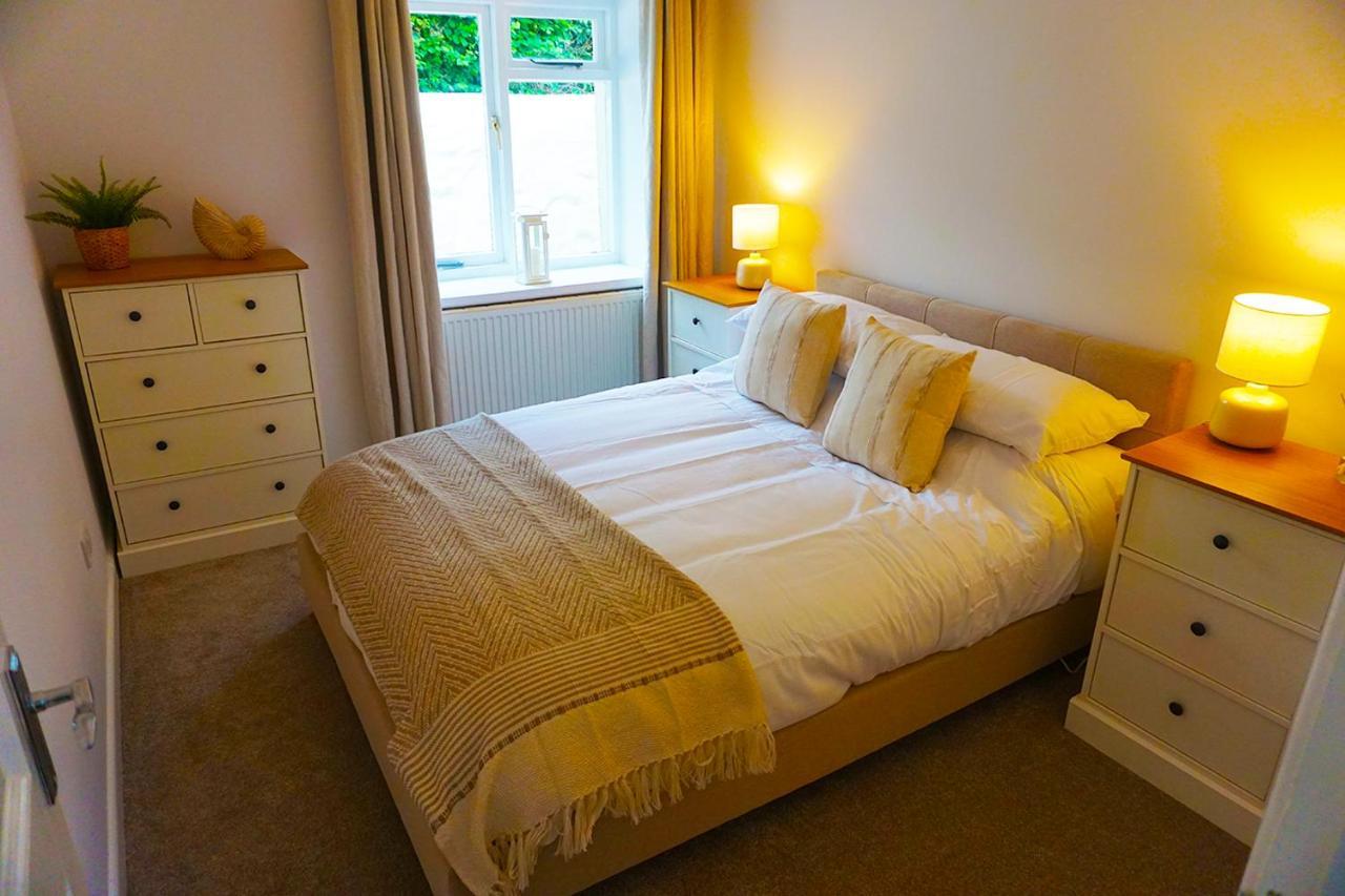 Staycation At Pine Cottage, A Newly Refurbished Holiday Cottage Goodwick Bagian luar foto